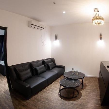 ريشون لتسيون Royal Hotel المظهر الخارجي الصورة